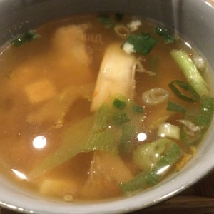 蕎麦湯のキムチ豆腐スープ